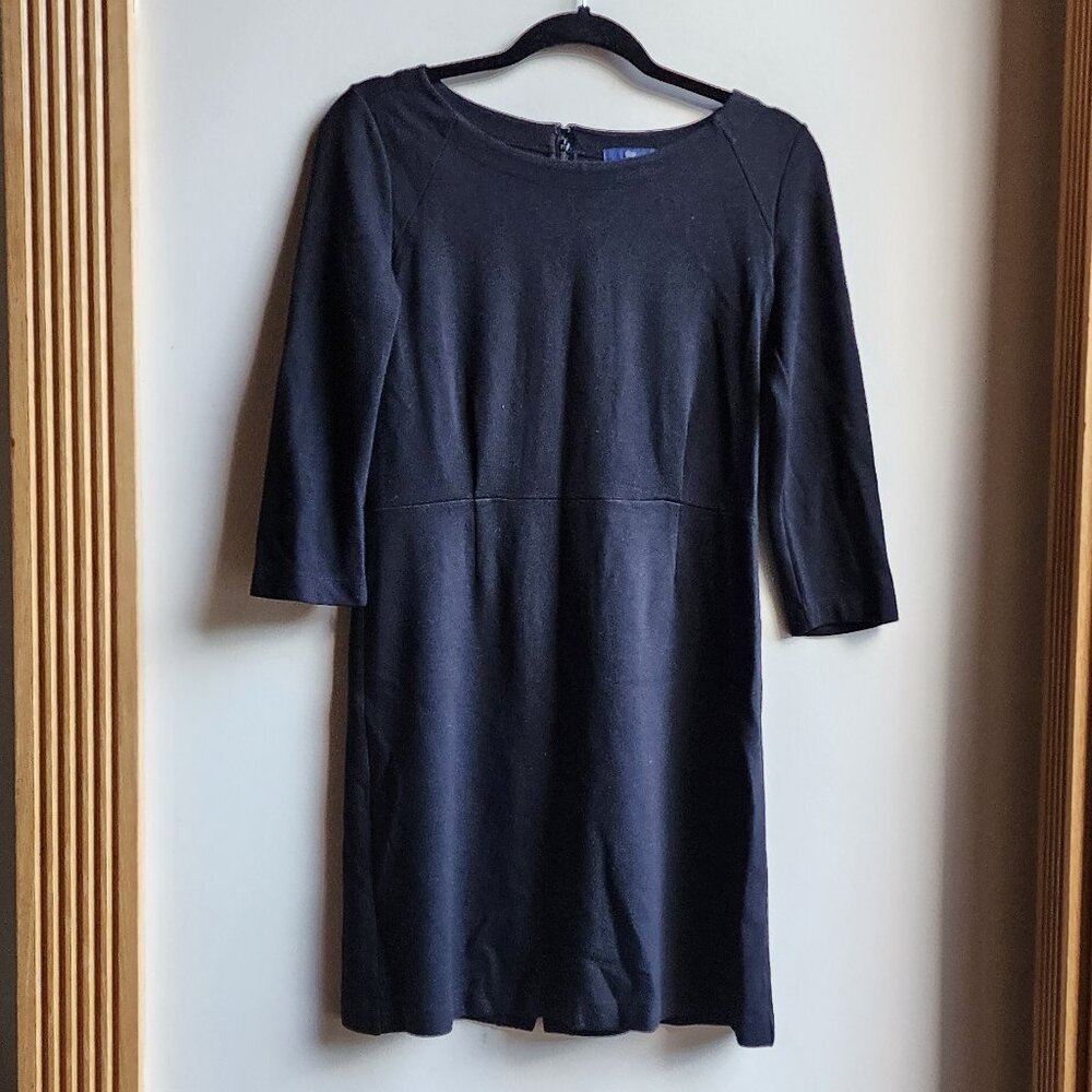 GAP Black Classic Shift Dress Size 4
